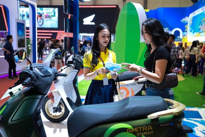 PT Federal International Finance (FIFGROUP), yang menjadi Platinum Sponsor Indonesia Motorcycle Show (IMOS) 2025 capai total nilai transaksi sebesar Rp7,9 miliar pada perhelatan yang digelar di ICE BSD City, Tangerang Selatan, setara dengan 311 unit atau naik sekitar 1,6% dibandingkan pencapaian tahun lalu.