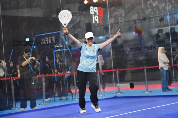 Penasihat Dharma Wanita Persatuan (DWP) Kementerian Pemuda dan Olahraga (Kemenpora), Elizabeth Tjandra Erick Thohir menyerukan aktif berolahraga di sela-sela rangkaian Indonesia Sports Summit (ISS) 2025 di Indonesia Arena, Jakarta, Sabtu (6/12).