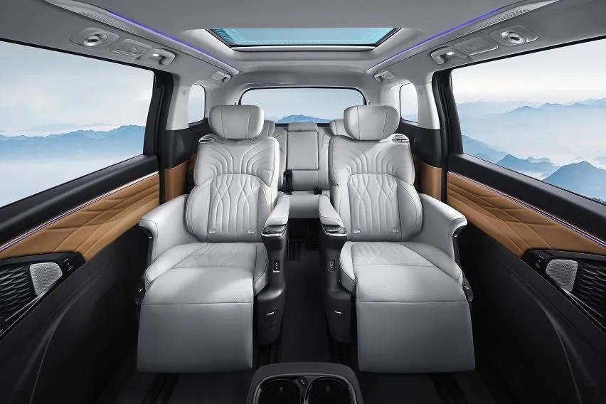 GAC - GAC M8 Baris kursi premium dengan massage feature