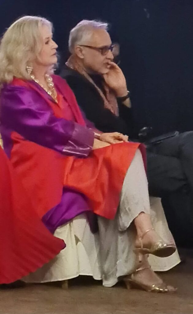 Mantan Dubes Kerajaan Inggris untuk RI menyimak konser, Moazzam & Rachel Malik